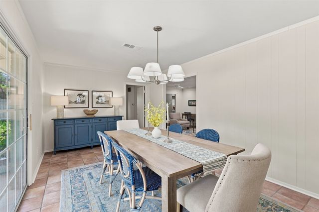 4236 Whitfield Avenue, Fort Worth, TX 76109