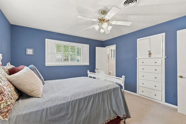 4236 Whitfield Avenue, Fort Worth, TX 76109