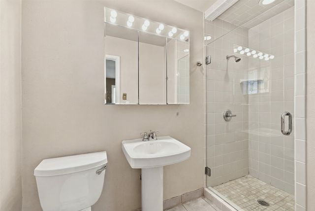 4236 Whitfield Avenue, Fort Worth, TX 76109