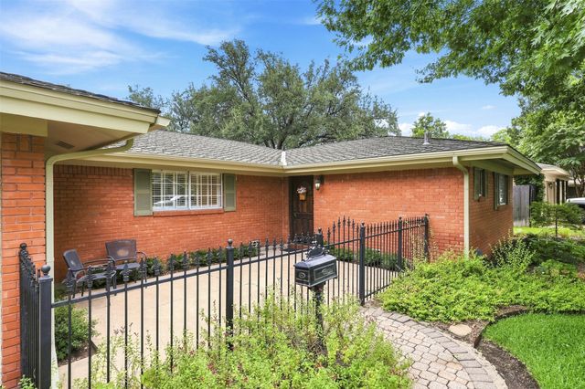 4236 Whitfield Avenue, Fort Worth, TX 76109