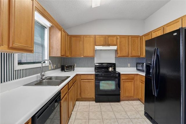 355 Jamaica SW Cove, Marietta, GA 30008