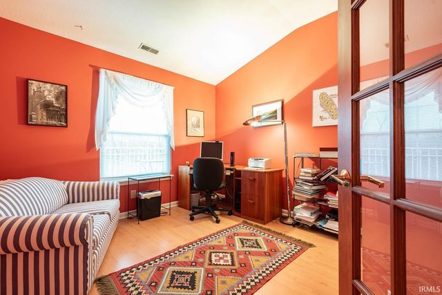 3701 E Barrington Drive A305, Bloomington, IN 47408