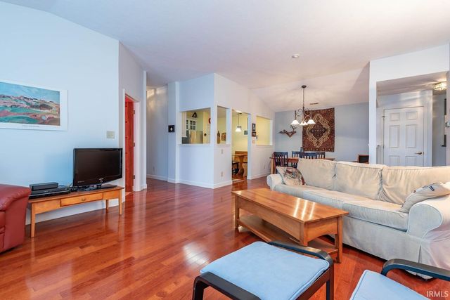 3701 E Barrington Drive A305, Bloomington, IN 47408