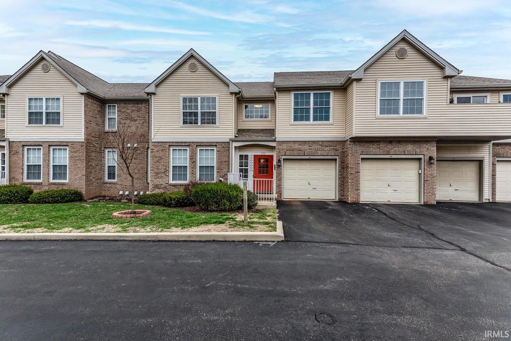 3701 E Barrington Drive A305, Bloomington, IN 47408