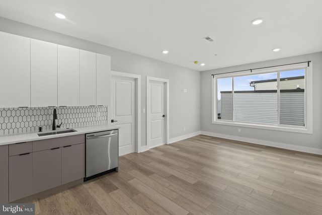 2626 TRENTON AVE # 303, Philadelphia, PA 19125