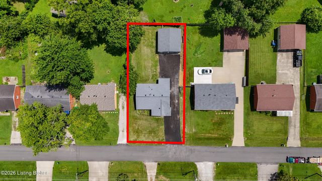 168 Valley Rd, Louisville, KY 40229