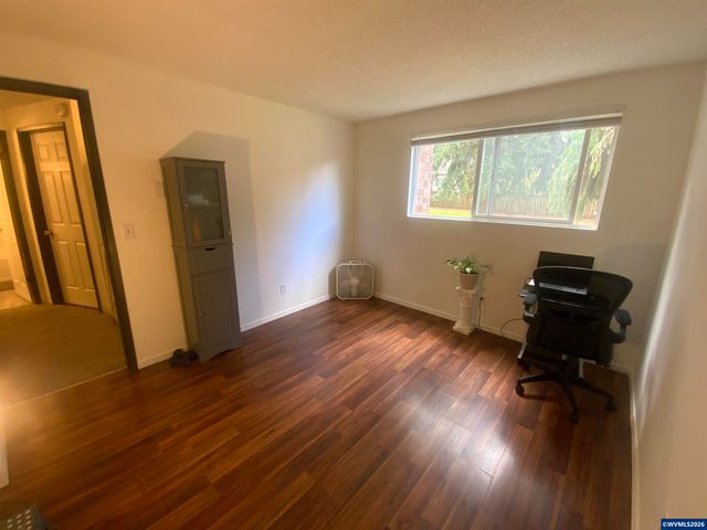 1329 Madras St SE, Salem, OR 97306