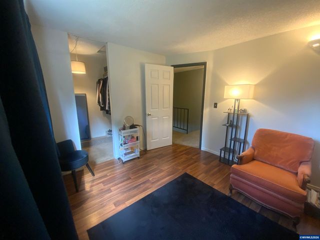 1329 Madras St SE, Salem, OR 97306