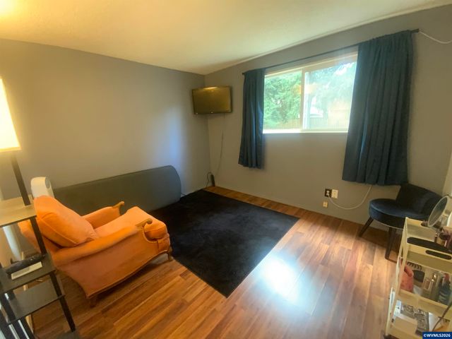 1329 Madras St SE, Salem, OR 97306