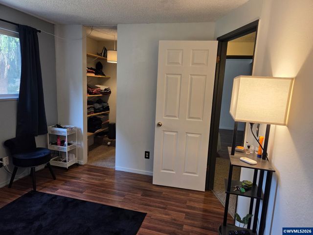 1329 Madras St SE, Salem, OR 97306