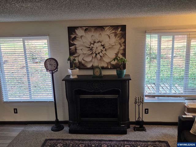 1329 Madras St SE, Salem, OR 97306