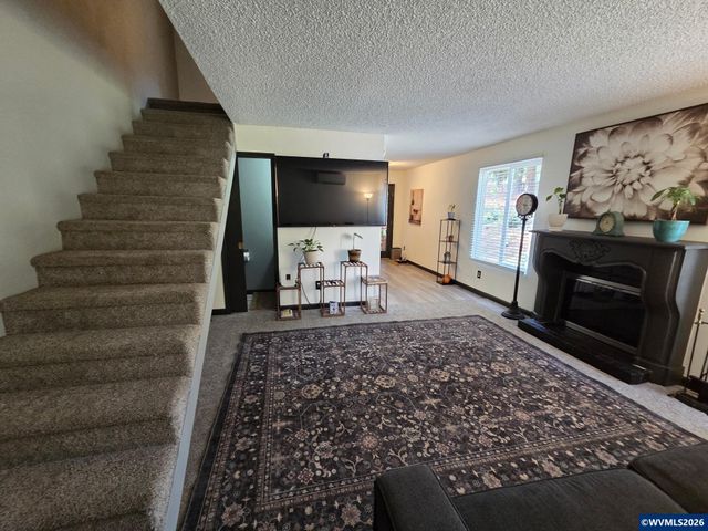 1329 Madras St SE, Salem, OR 97306