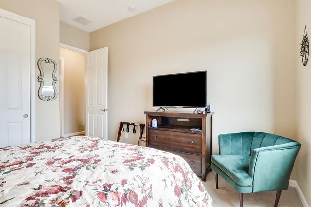 9212 CRYSTAL CREEK Lane NW, Albuquerque, NM 87120