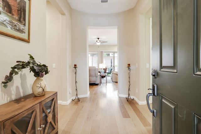 9212 CRYSTAL CREEK Lane NW, Albuquerque, NM 87120