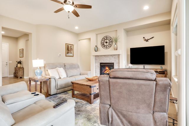 9212 CRYSTAL CREEK Lane NW, Albuquerque, NM 87120