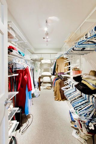 308 Happ Road 108, Northfield, IL 60093