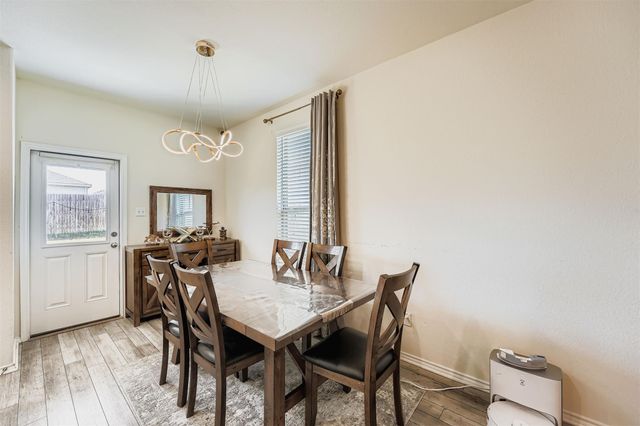 144 Gunther WAY, Taylor, TX 76574