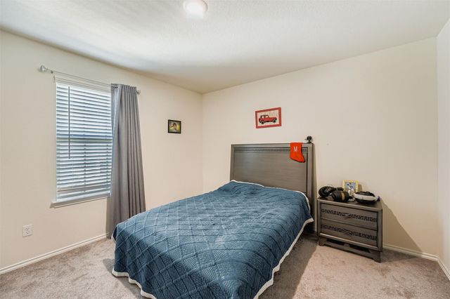 144 Gunther WAY, Taylor, TX 76574