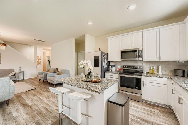 144 Gunther WAY, Taylor, TX 76574