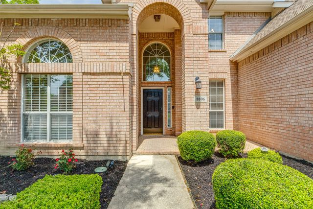8806 Merlin Court, Mckinney, TX 75072