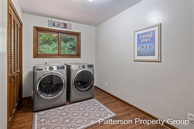 5087 Lake Harbor Road, Norton Shores, MI 49441
