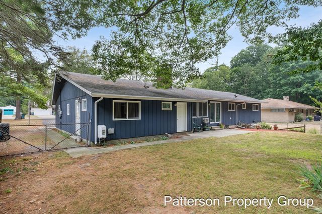 5087 Lake Harbor Road, Norton Shores, MI 49441