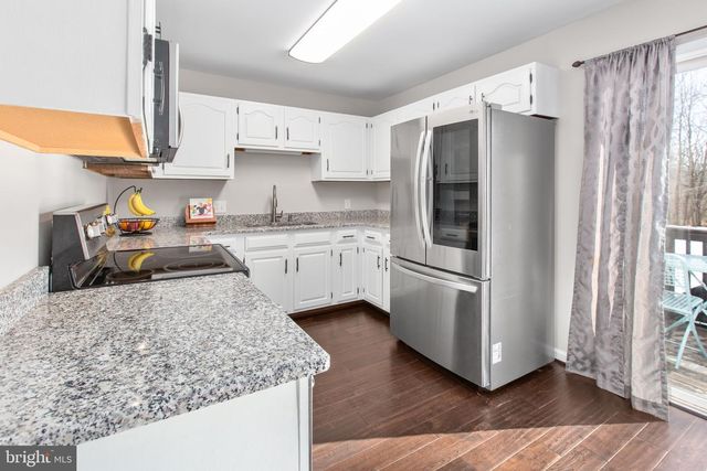 391 HOLLY CORNER RD, Fredericksburg, VA 22406