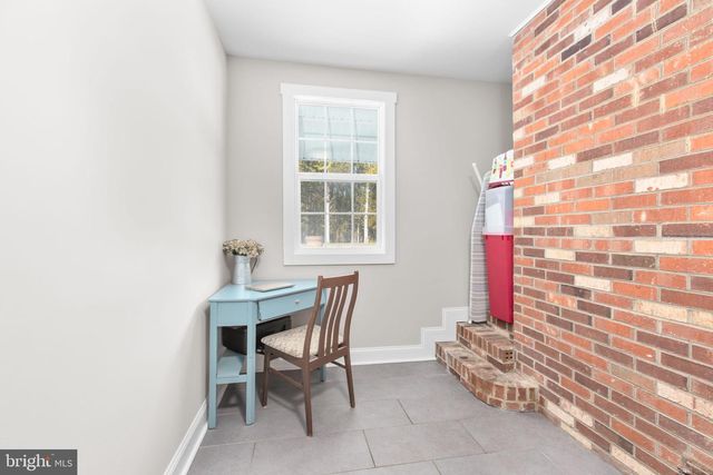 391 HOLLY CORNER RD, Fredericksburg, VA 22406