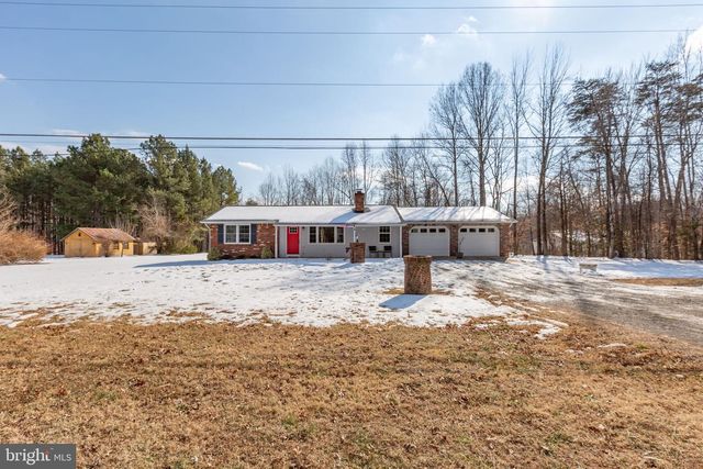 391 HOLLY CORNER RD, Fredericksburg, VA 22406