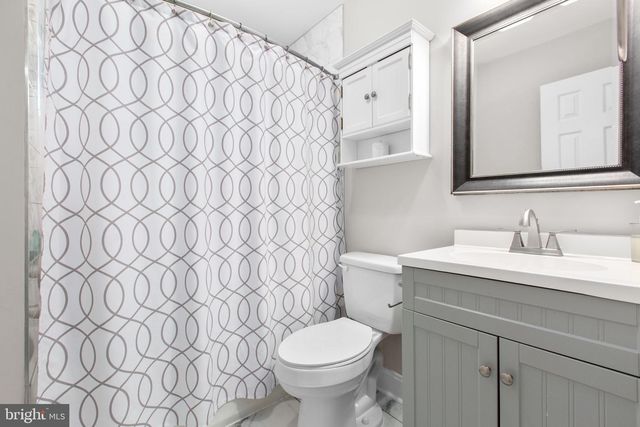 391 HOLLY CORNER RD, Fredericksburg, VA 22406