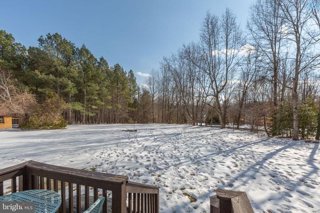 391 HOLLY CORNER RD, Fredericksburg, VA 22406