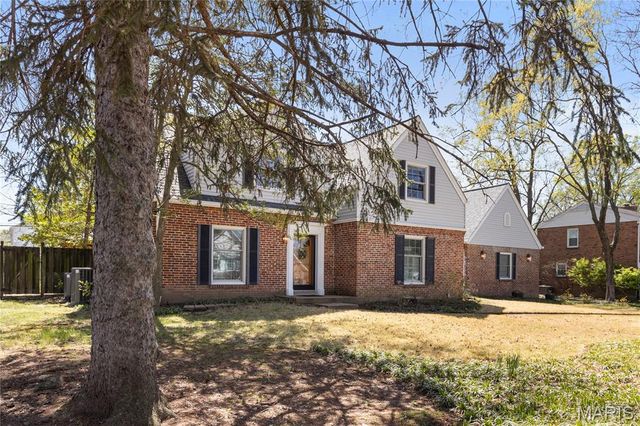 9244 Old Bonhomme Road, Olivette, MO 63132