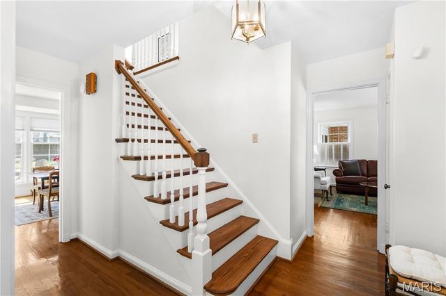 9244 Old Bonhomme Road, Olivette, MO 63132