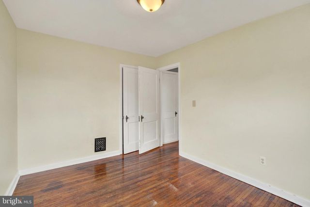 2016 ORANGE ST, York, PA 17404
