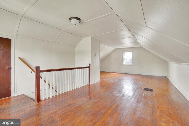 2016 ORANGE ST, York, PA 17404