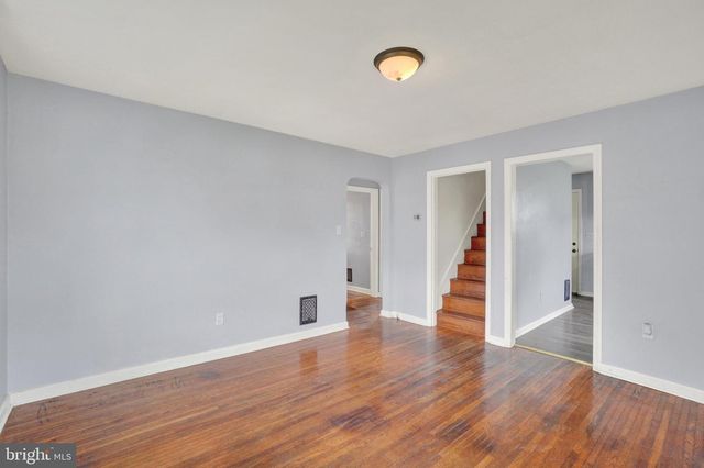 2016 ORANGE ST, York, PA 17404