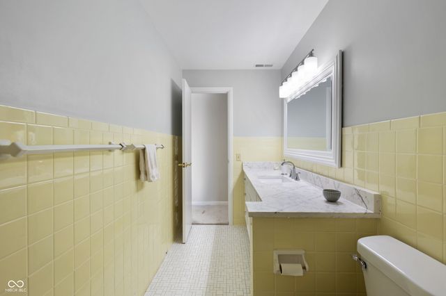 4589 Lincoln Road, Indianapolis, IN 46228