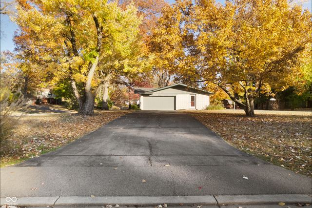 4589 Lincoln Road, Indianapolis, IN 46228