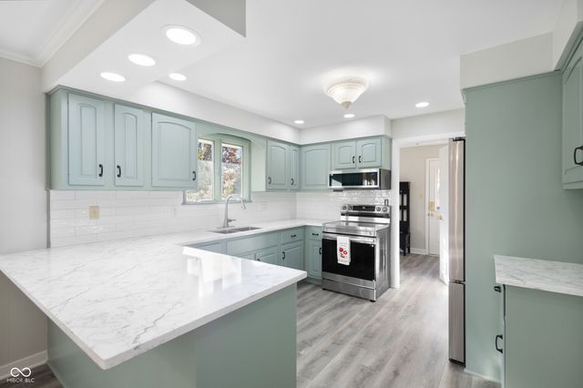 4589 Lincoln Road, Indianapolis, IN 46228