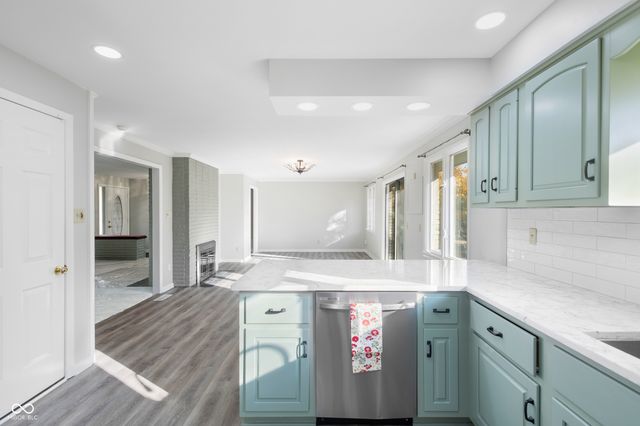 4589 Lincoln Road, Indianapolis, IN 46228