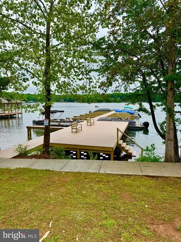 724 MITCHELL POINT RD, Mineral, VA 23117