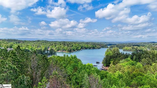 606 Highridge Drive, Seneca, SC 29672