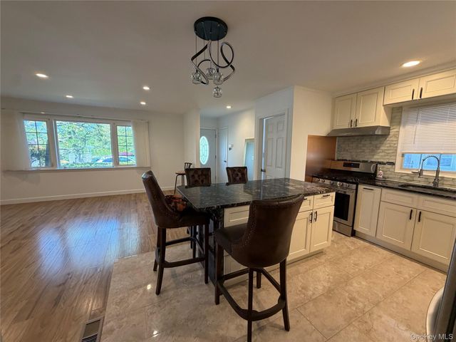 58-04 264th Street, Flushing, NY 11362