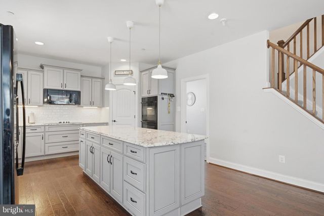 241 OAKLAND HALL RD, Prince Frederick, MD 20678