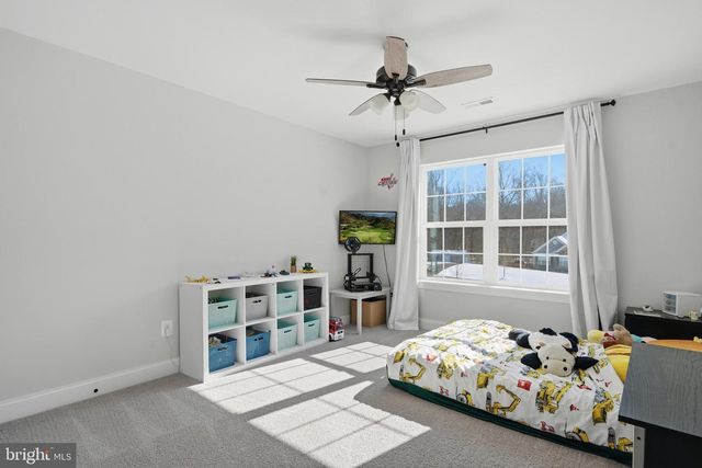 241 OAKLAND HALL RD, Prince Frederick, MD 20678