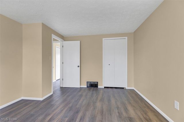 620 Lindford Drive, Bay Village, OH 44140