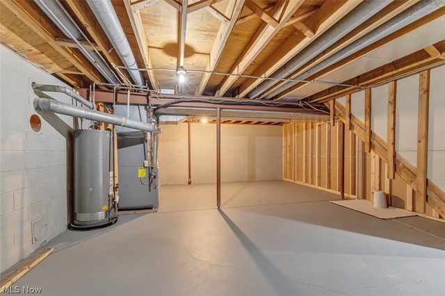 620 Lindford Drive, Bay Village, OH 44140