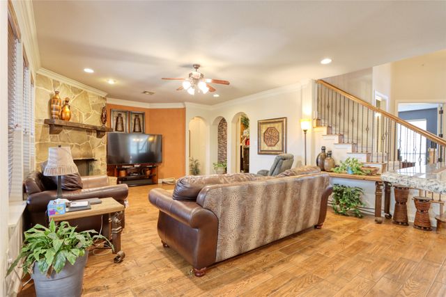 221 Chapel Hill Drive, Prosper, TX 75078