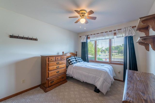 168 White Oak COURT, Union Grove, WI 53182