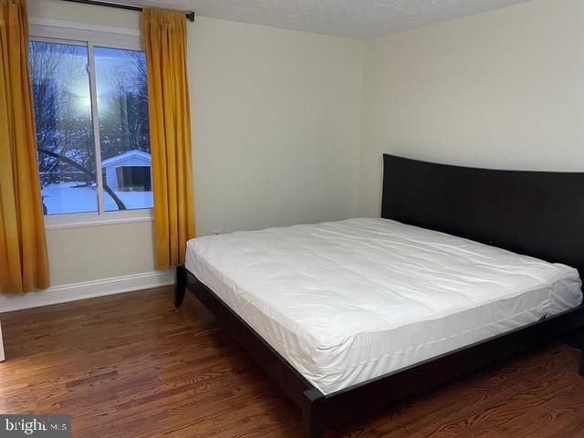 402 KOJUN CT, Sterling, VA 20164